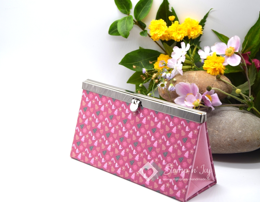 Graupappe-Tasche mit Metall-Verschluss ca. 19,0x6,5x10,0cm | Weihnachtscookies | rosa pink | Art. Nr. 97040303